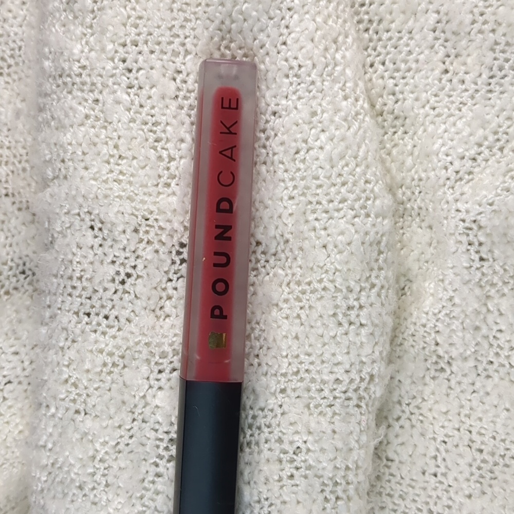 POUNDCAKE Cake Batter Matte Liquid Lipstick in Red Velvet 3.85ml/0.13fl oz